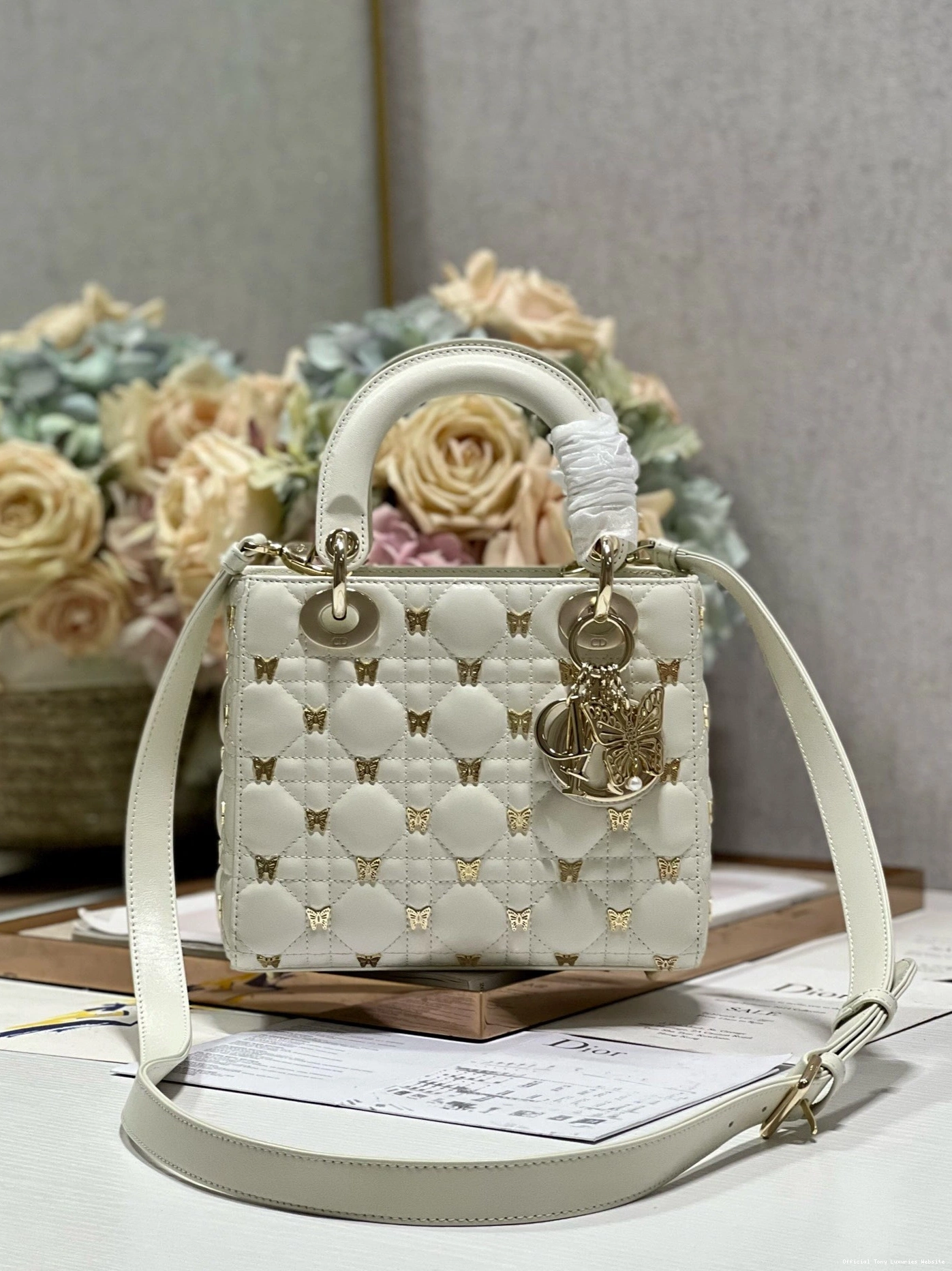 Tony Luxuries LADY DI0R-20CM 0725